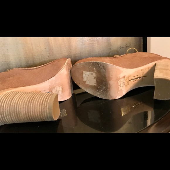 Vintage  Dolce Vita Platform Ankle Bootie - Picture 4 of 4